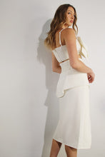 Load image into Gallery viewer, Carrie
