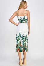 Load image into Gallery viewer, Selva Elegante
